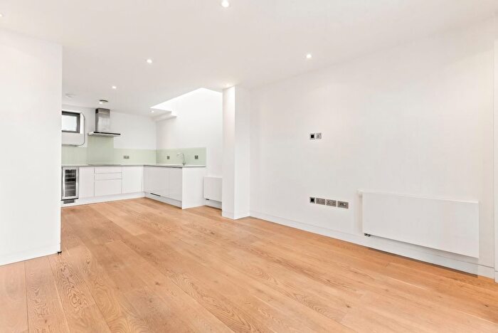 2 Bedroom Property To Rent In Wyfold Road, Munster Village, SW6