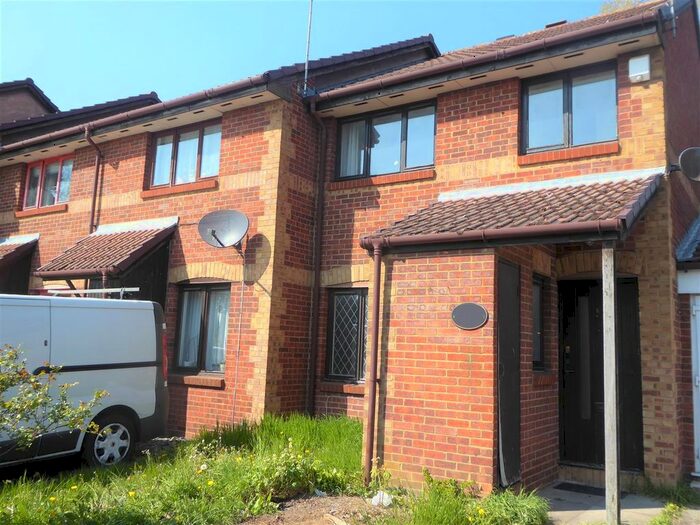 3 Bedroom End Of Terrace House To Rent In Holly Gardens, West Drayton, UB7