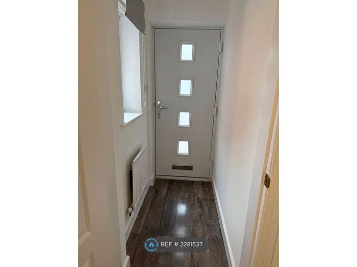 3 Bedroom Semi-Detached House To Rent In Cestria Way, Newton Aycliffe, DL5