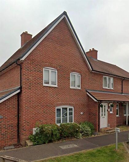 2 Bedroom End Of Terrace House To Rent In Kensington Way, Polegate, BN26
