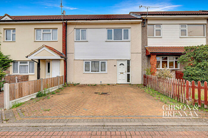3 Bedroom Terraced House For Sale In Harlech Close, Basildon, SS13