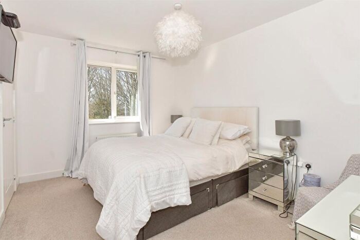 2 Bedroom Terraced House For Sale In Princess Avenue, Canterbury, Kent, CT1
