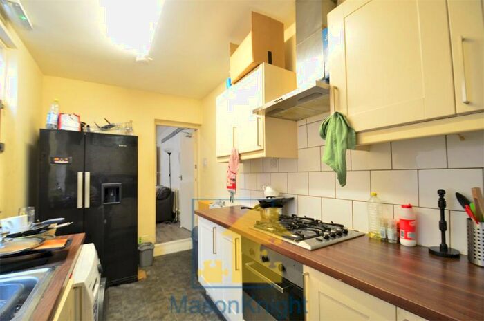 5 Bedroom Terraced House To Rent In / Academic Year Double Bedroom Student House, Bathrooms, Pershore Road, Selly Oak, Free Ultrafast M Broad, B29