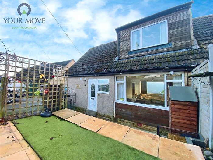 4 Bedroom Semi Detached House For Sale In Southlands Road, Riddlesden, Keighley, West Yorkshire, BD20