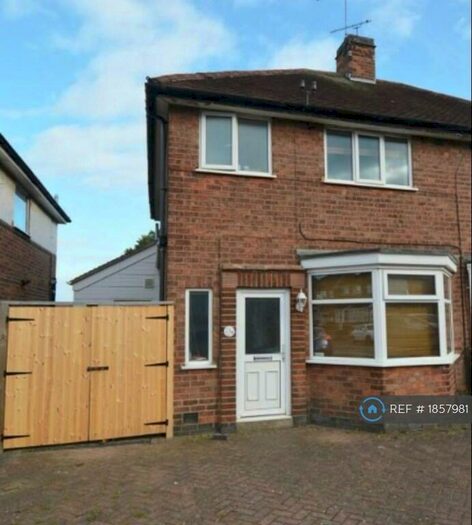 3 Bedroom Semi-Detached House To Rent In Averil Road, Leicester, LE5