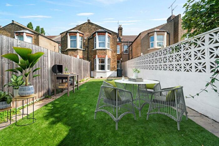 3 Bedroom Terraced House To Rent In Ashmount Road, London, N15