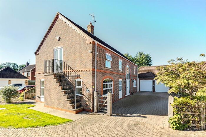 4 Bedroom Detached House For Sale In Pashley Walk, Belton, DN9