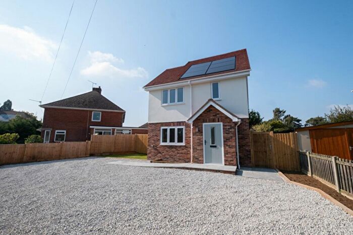2 Bedroom Detached House For Sale In Bayfield Painters, Faversham, ME13