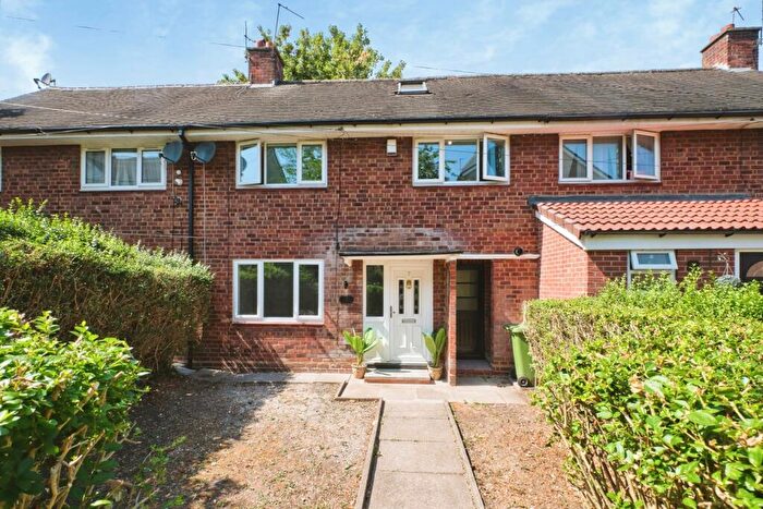 4 Bedroom Terraced House For Sale In Broadfield Walk, Birmingham, West Midlands, B16