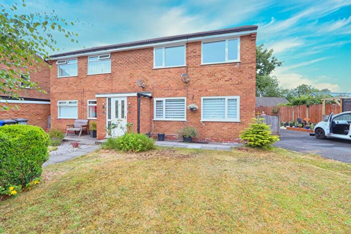 1 Bedroom Apartment To Rent In Woodfield Drive, Worsley, M28