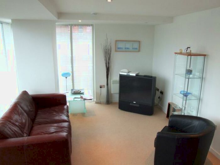 2 Bedroom Flat To Rent In , Albion Street, Leeds, K2