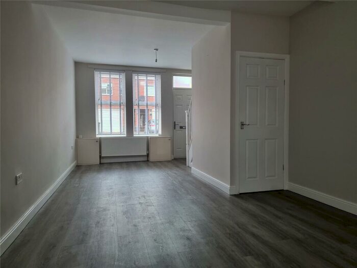 2 Bedroom Property To Rent In Deabill Street, Netherfield, Nottingham, Nottinghamshire, NG4