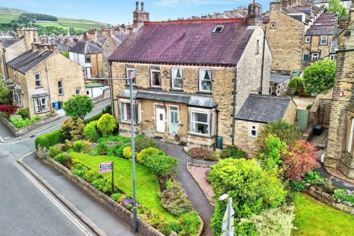 5 Bedroom Semi-Detached House For Sale In Gargrave Road, Skipton, North Yorkshire, BD23