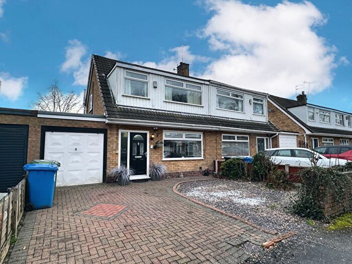 3 Bedroom Semi Detached House For Sale In Delafield Close, Fearnhead, Warrington, WA2