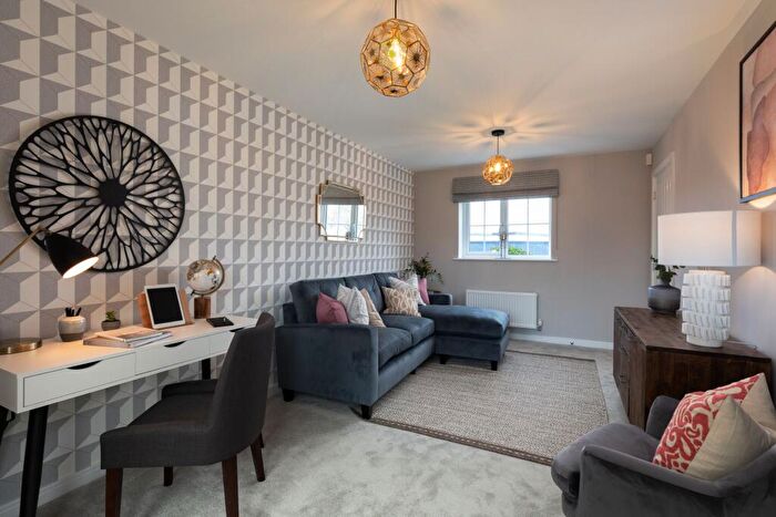 3 Bedroom Detached House For Sale In Off Calverton Lane, Milton Keynes, Buckinghamshire, MK8