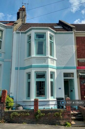2 Bedroom Terraced House To Rent In Ashfield Road, Bristol, BS3