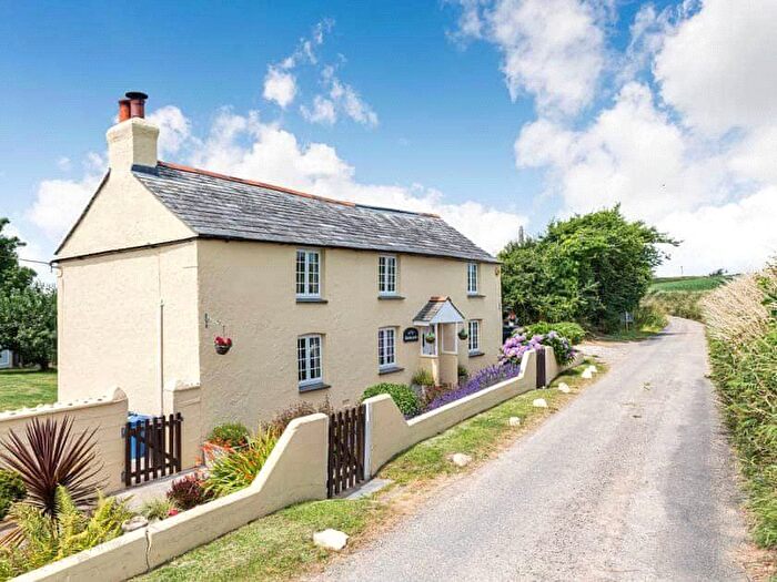 4 Bedroom Detached House For Sale In Tregaswith, Newquay, Cornwall, TR8