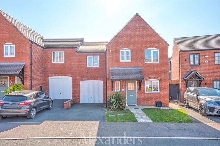 3 Bedroom Semi-Detached House For Sale In Rushey Close, Ashby De La Zouch, LE65