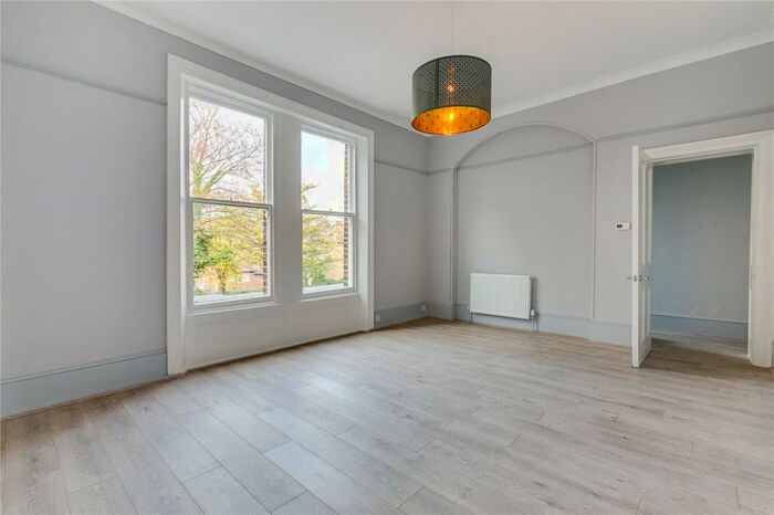 2 Bedroom Apartment To Rent In Dartmouth Park Hill, London, NW5