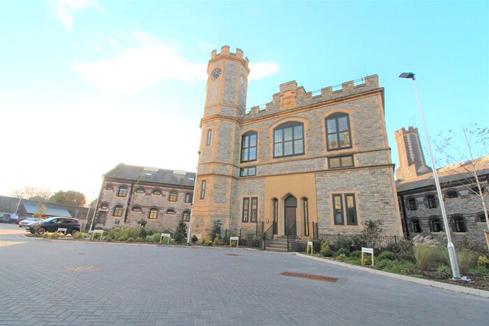 2 Bedroom Flat To Rent In Governors Walk, Portsmouth, PO3