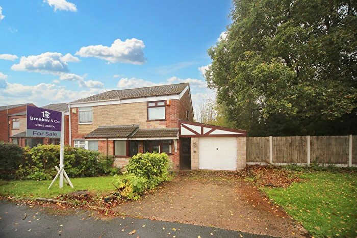 3 Bedroom Semi-Detached House For Sale In Merton Road, Wigan, WN3