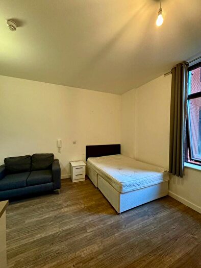 1 Bedroom Flat To Rent In Moorfields, Liverpool, L2