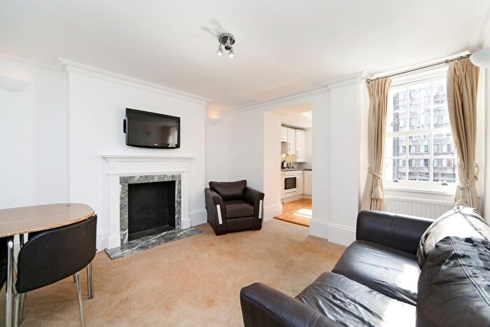 2 Bedroom Flat To Rent In Queen Square, London, WC1N