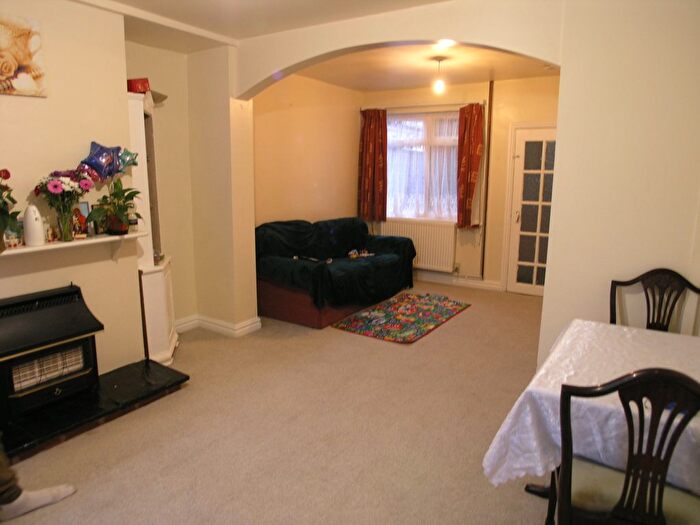 2 Bedroom Terraced House To Rent In Old High Street, Brierley Hill, DY5