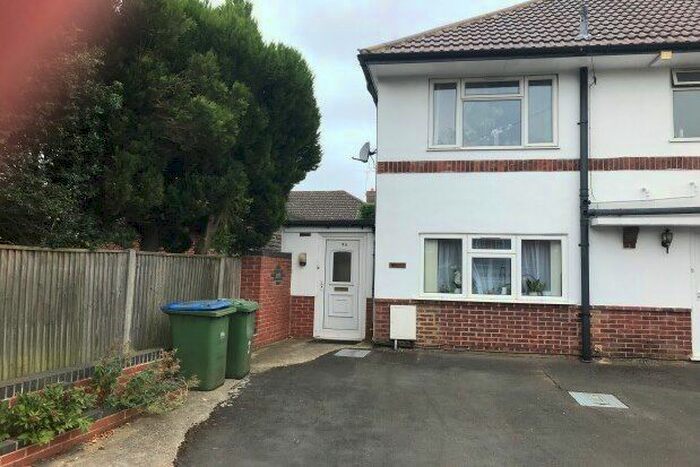 2 Bedroom Property To Rent In Tower Gardens, Southampton, SO16