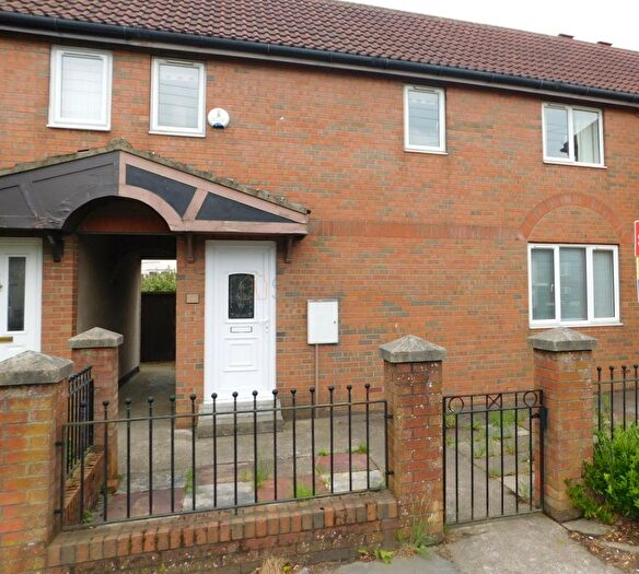 3 Bedroom Flat To Rent In Newholme Estate, Wingate, County Durham, TS28