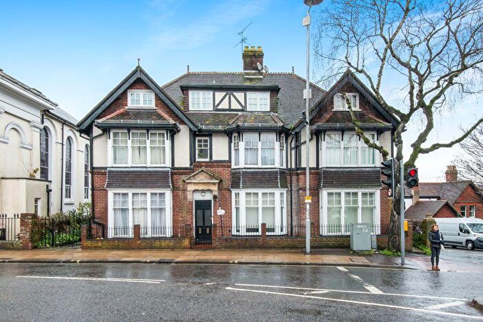 1 Bedroom Apartment To Rent In City Road, Winchester, SO23