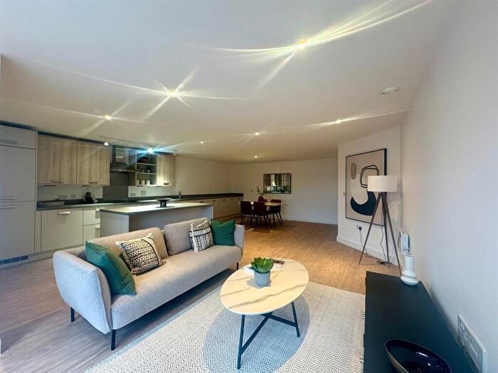 1 Bedroom Apartment To Rent In Bradford Street, Birmingham, B12