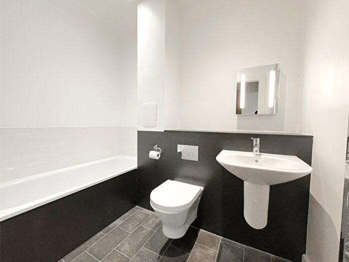 2 Bedroom Apartment To Rent In Heritage Park, S6