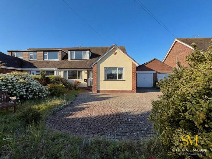 4 Bedroom Semi-Detached Bungalow For Sale In Pinewood Avenue, Formby, Liverpool, L37