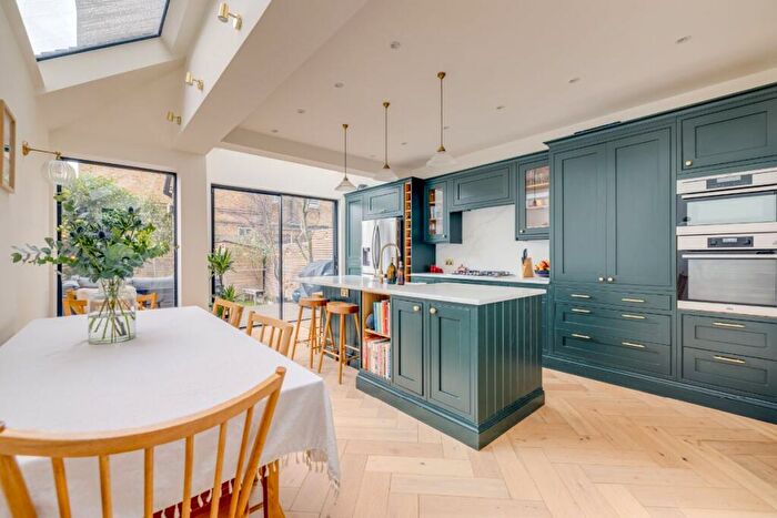 5 Bedroom Terraced House For Sale In Paynesfield Avenue, SW14