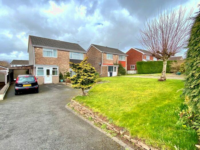 4 Bedroom Detached House For Sale In Ruskin Avenue, Rogerstone, Newport