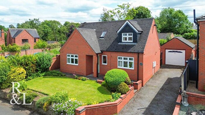 3 Bedroom Detached House For Sale In Greenside Close, Donisthorpe, Swadlincote, DE12