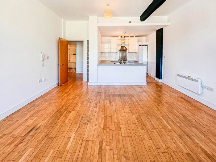 2 Bedroom Flat To Rent In Dale Street, Manchester, M1