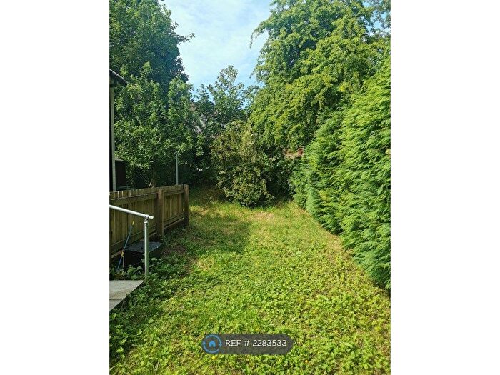 1 Bedroom Flat To Rent In Glenside, Pontnewydd, Cwmbran, NP44