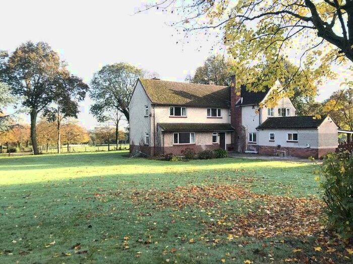 4 Bedroom Property To Rent In Dewstow Farmhouse, Caldicot, NP26