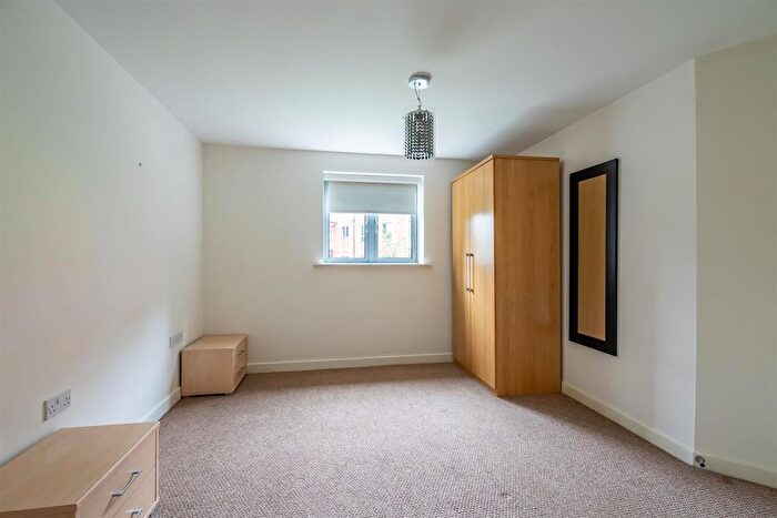 2 Bedroom Flat To Rent In Drummond House, College Mews, York, YO31