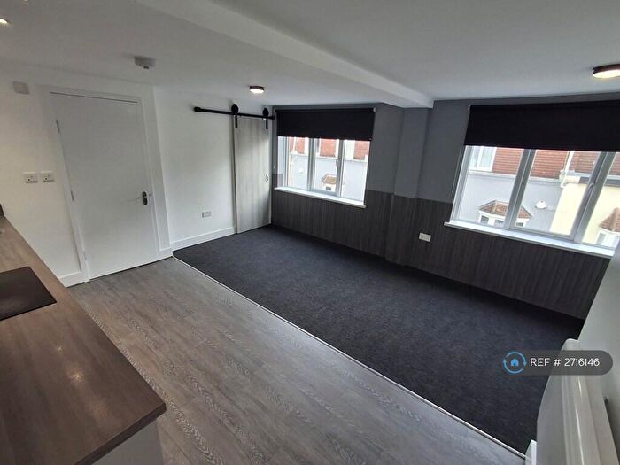 2 Bedroom Flat To Rent In St. James Street, Weston-Super-Mare, BS23