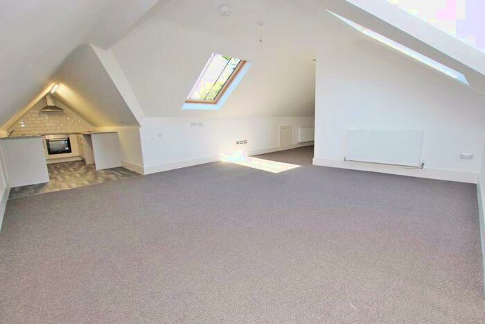 18 Bedroom Block Of Apartments For Sale In The Lodge, Abbey Road, Grimsby, DN32