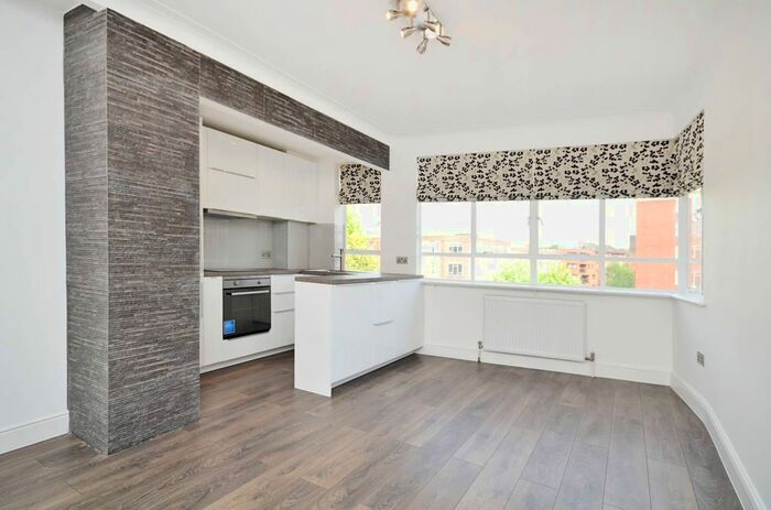 1 Bedroom Flat To Rent In Oslo Court, St John's Wood, London, NW8