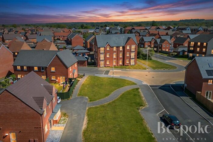 1 Bedroom Flat For Sale In Bolton Drive, Shinfield, RG2