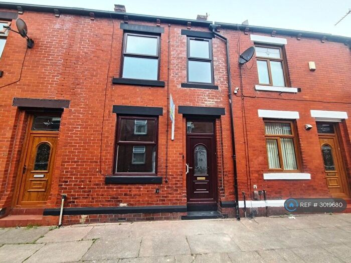 3 Bedroom Terraced House To Rent In Pomona St, Rochdale, OL11