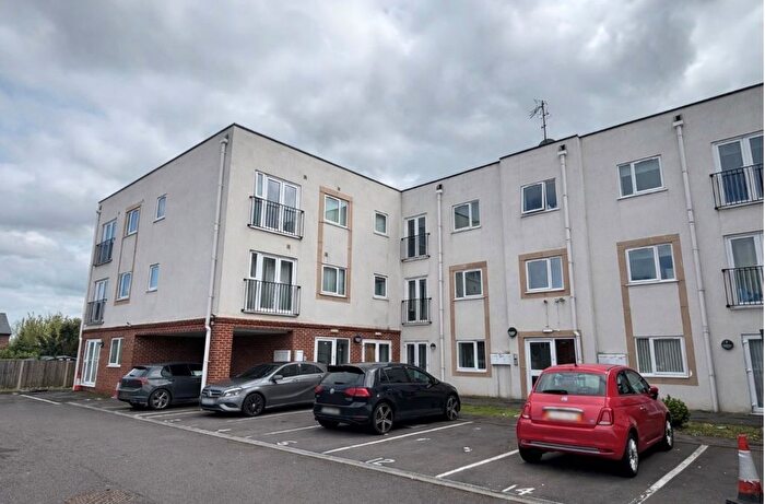 2 Bedroom Flat To Rent In Lichfield Road, Willenhall, WV12