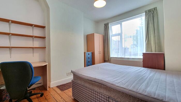 5 Bedroom House To Rent In Coombe Road, Brighton, BN2