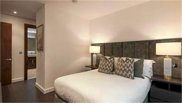 2 Bedroom Apartment To Rent In Charles Clowes Walk, London, SW11