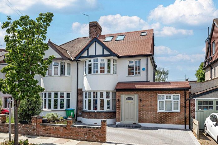 4 Bedroom Semi-Detached House To Rent In Radnor Road, Twickenham, TW1